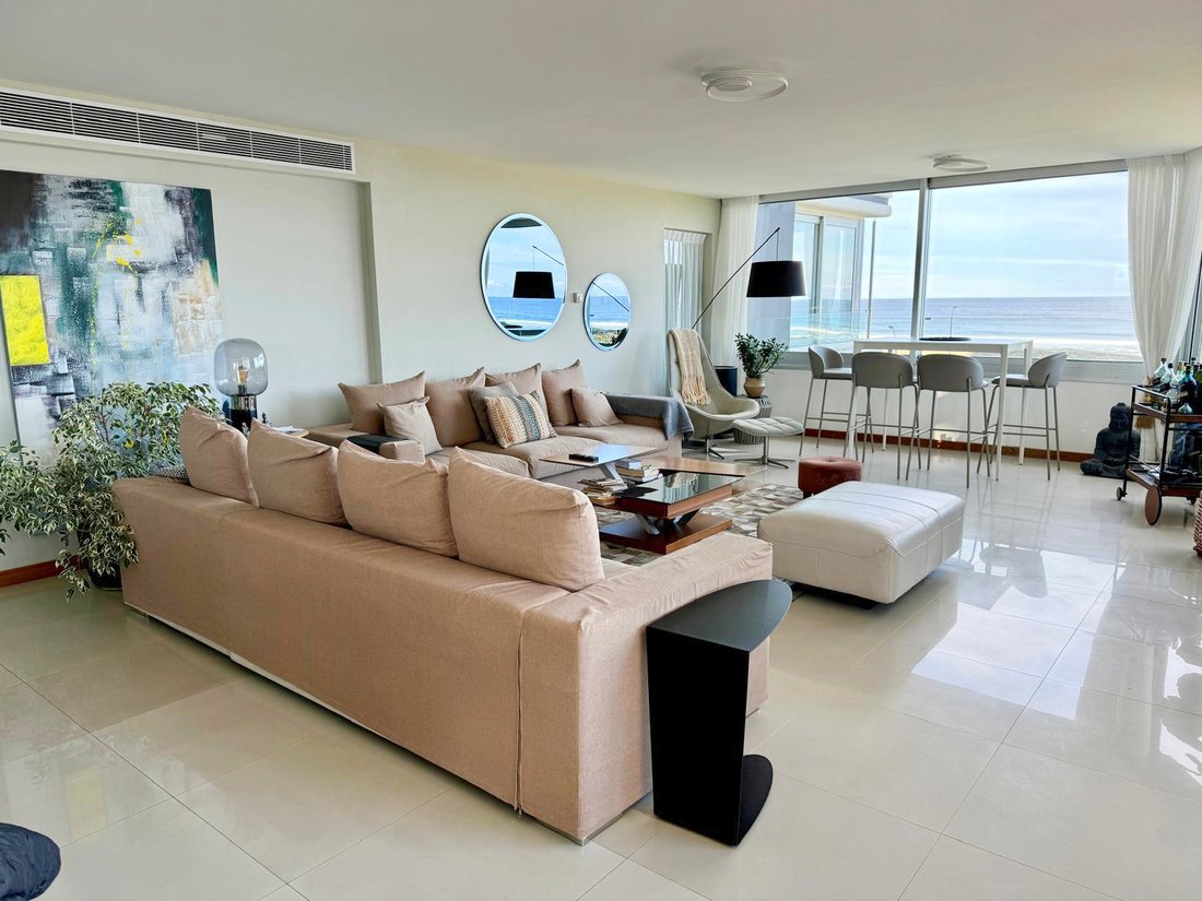 Apartment in Punta del Este, Maldonado Department, Uruguay 3 - 16027474