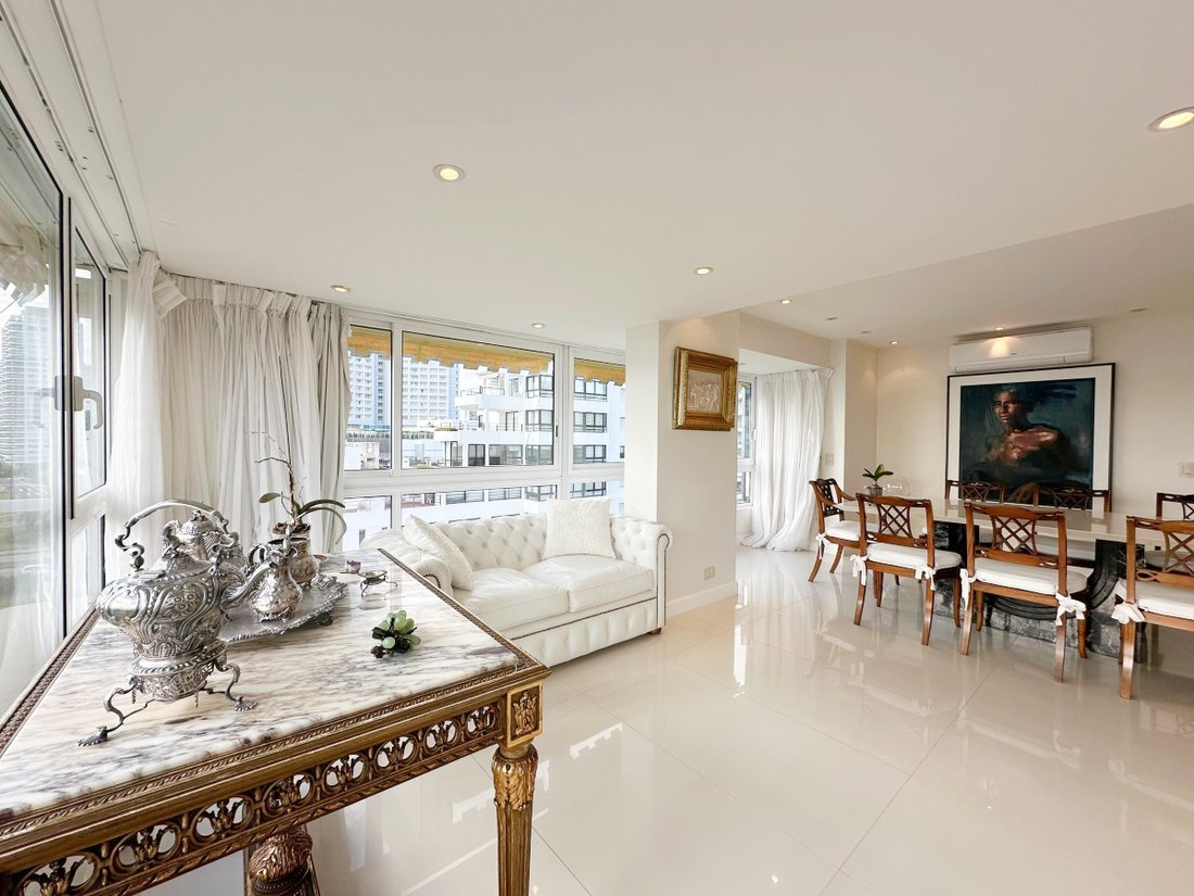 Apartment in Punta del Este, Maldonado Department, Uruguay 4 - 16027556