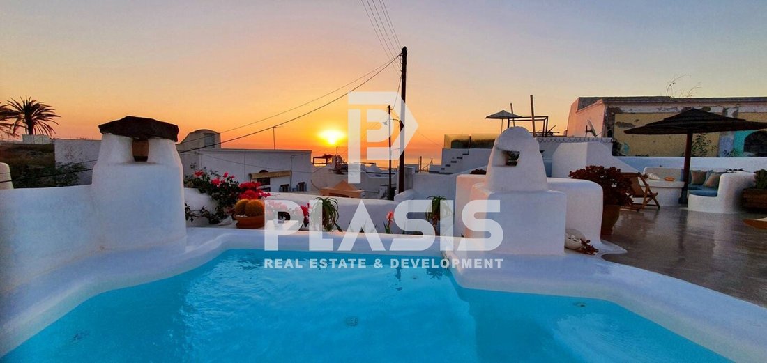 House in Thira, Aegean, Greece 1 - 16027433