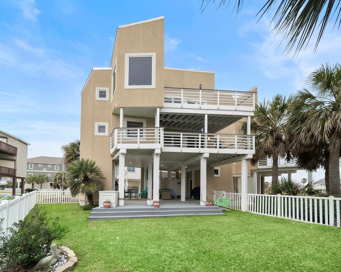 House in Galveston, Texas, United States 3 - 16029124