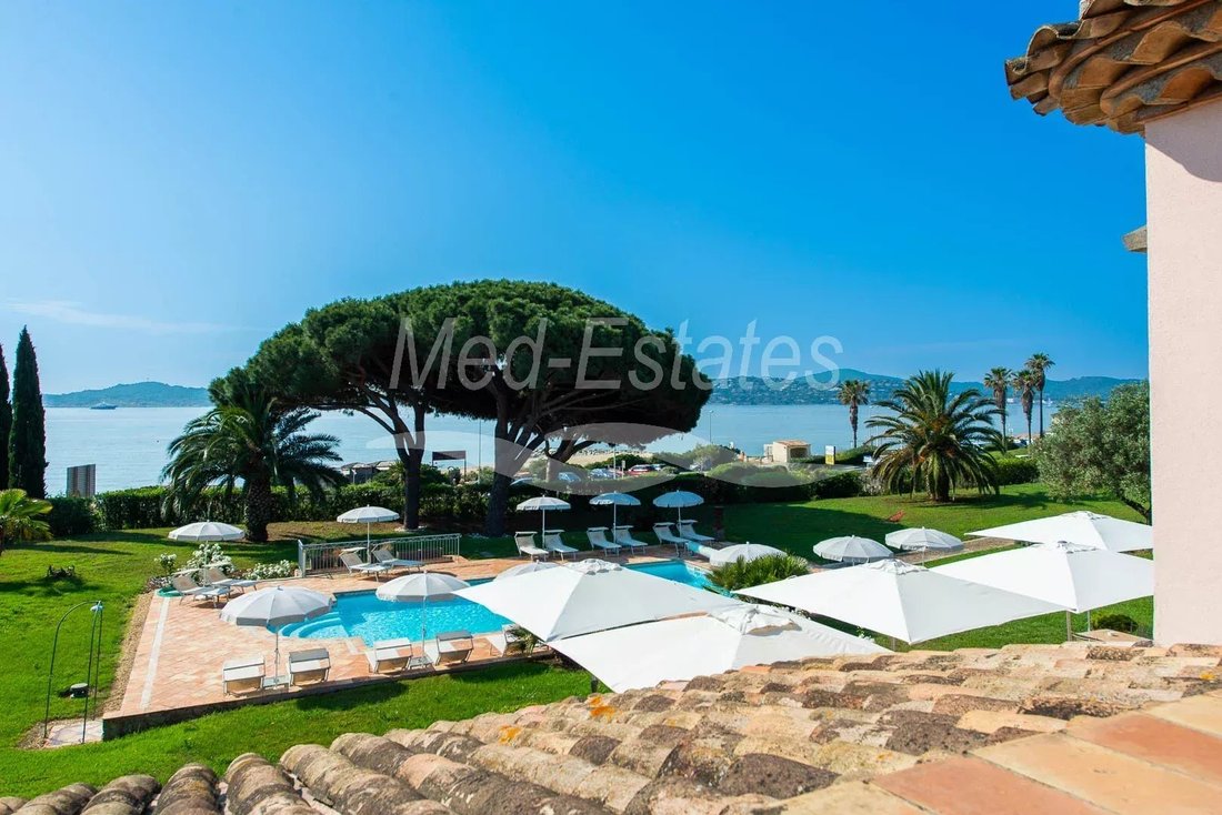 Villa in French Riviera, Provence-Alpes-Côte d'Azur, France 1 - 16026613