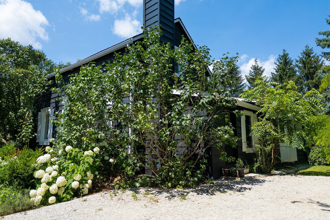 House in Clarksburg, Ontario, Canada 3 - 16029481