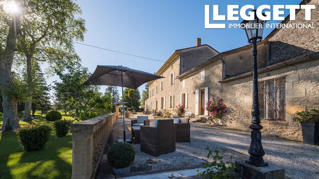 Château des Rêves Dorés: An 18th-Century Haven in Dordogne’s Golden Light