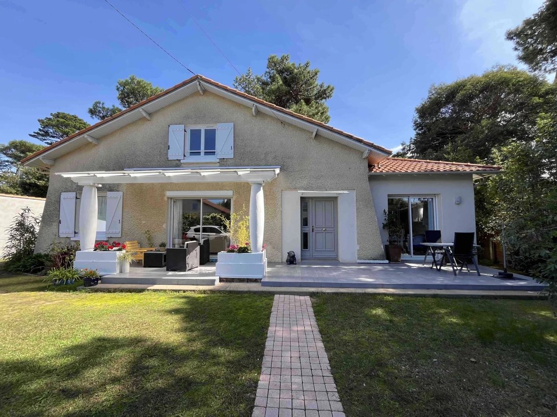 House in Saint-Brevin-les-Pins, Pays de la Loire, France 1 - 16028103