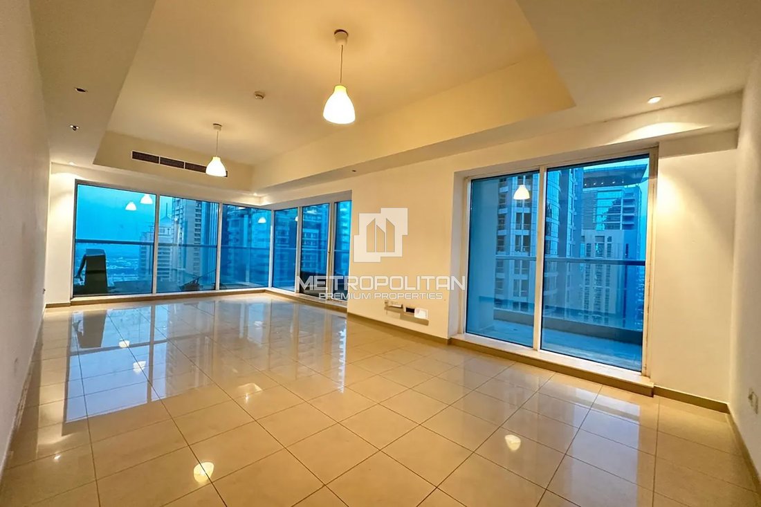 Apartment in Dubai Marina / Marsa Dubai, Dubai, United Arab Emirates 2 - 16027149