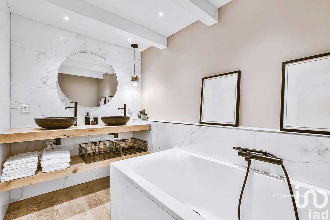 Apartment in Clignancourt-Jules Joffrin, Paris 18e Arrondissement, Paris 5 - 16027590