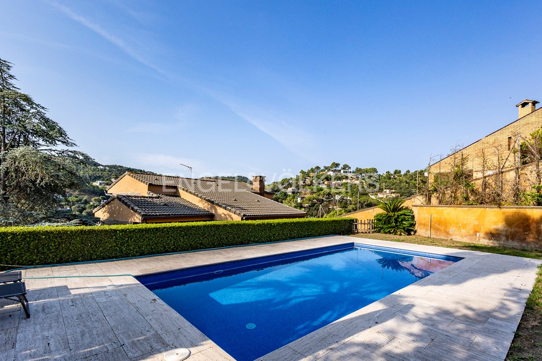House in Torrelles de Llobregat, Catalonia, Spain 1 - 16028552