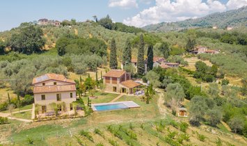 Villa in Lucca, Tuscany, Italy 1