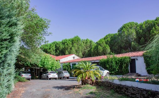 Finca in Plasencia, Extremadura, Spain 1