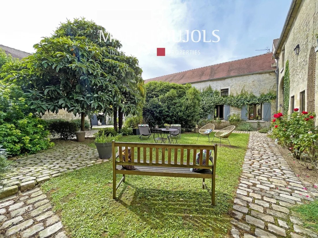 House in Chantilly, Hauts-de-France, France 3 - 13870835