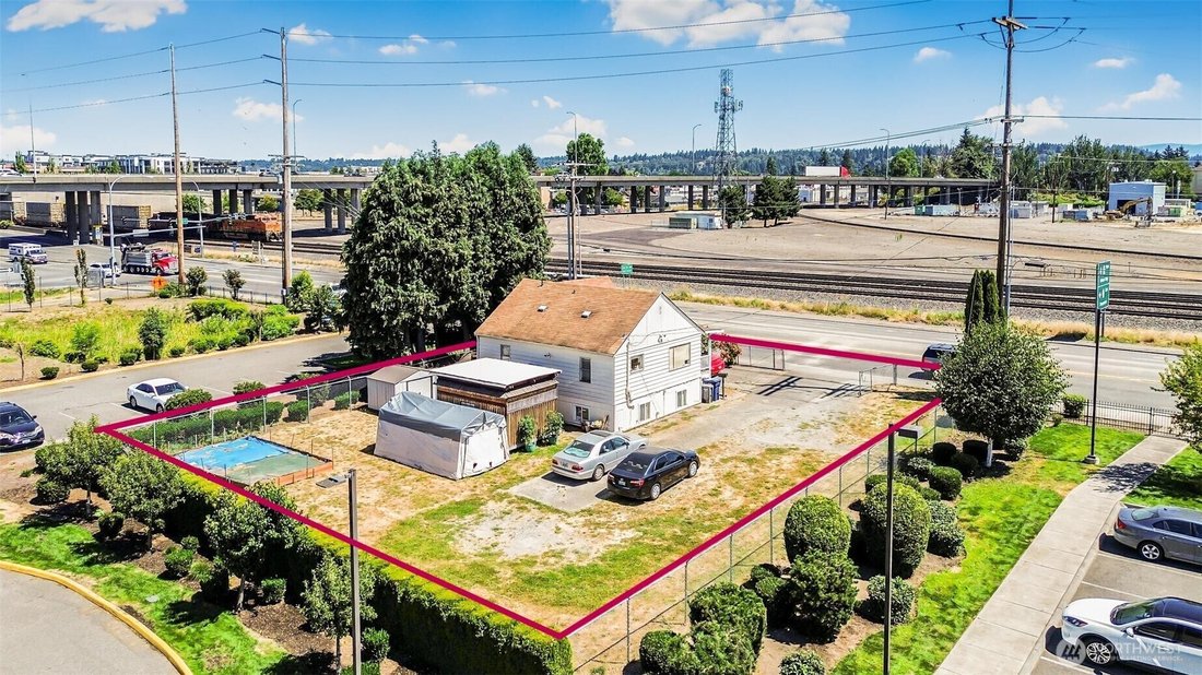 House in Auburn, Washington, United States 2 - 16028694