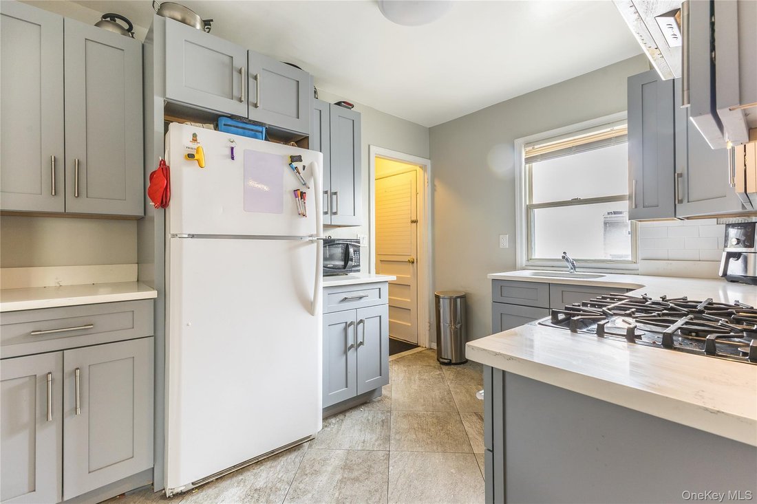 House in New York, New York, United States 5 - 16023895