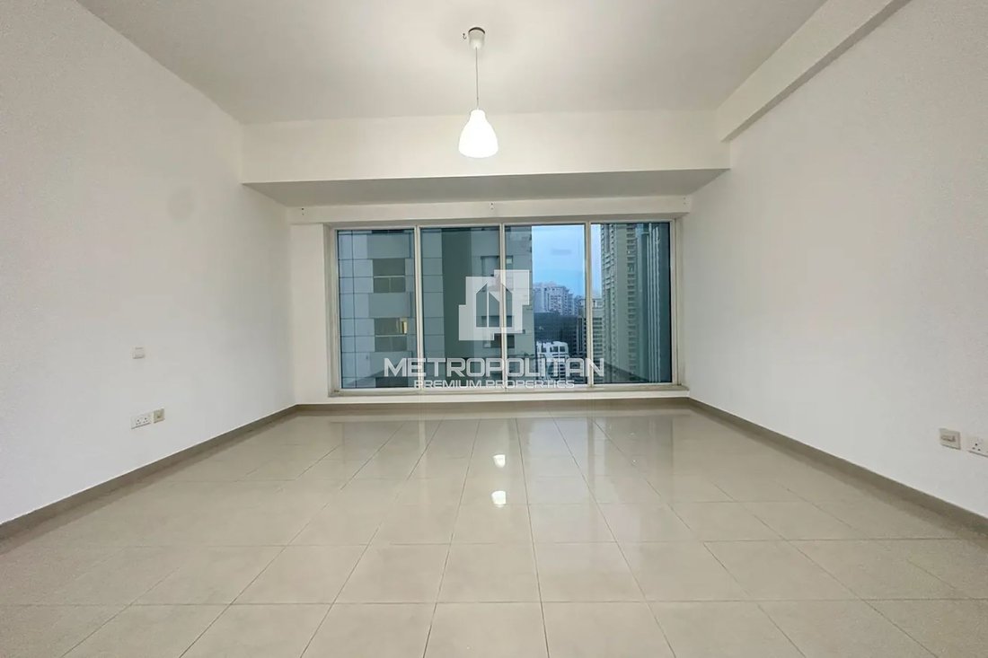 Apartment in Dubai Marina / Marsa Dubai, Dubai, United Arab Emirates 3 - 16027149
