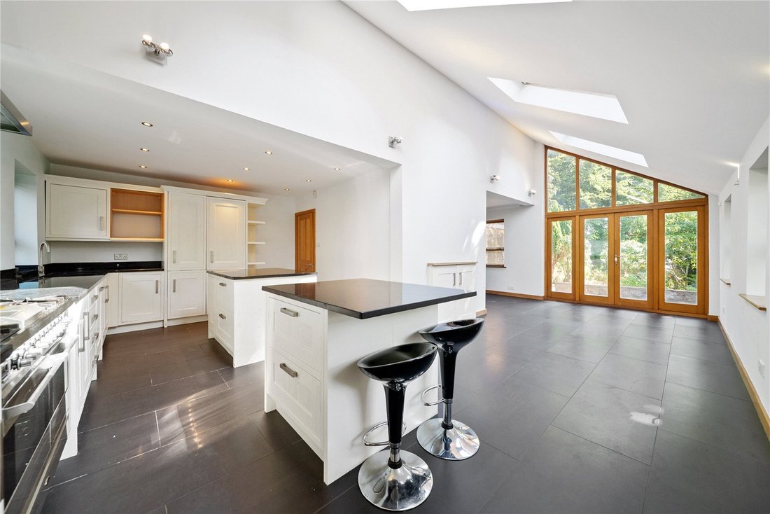 House in Horsforth Woodside, Leeds, England 2 - 16028264