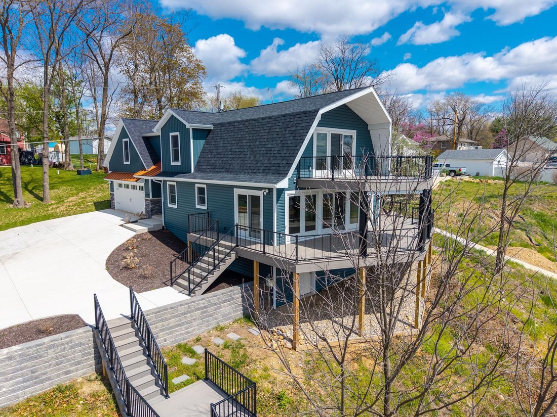 House in Angola, Indiana, United States 1 - 15604255