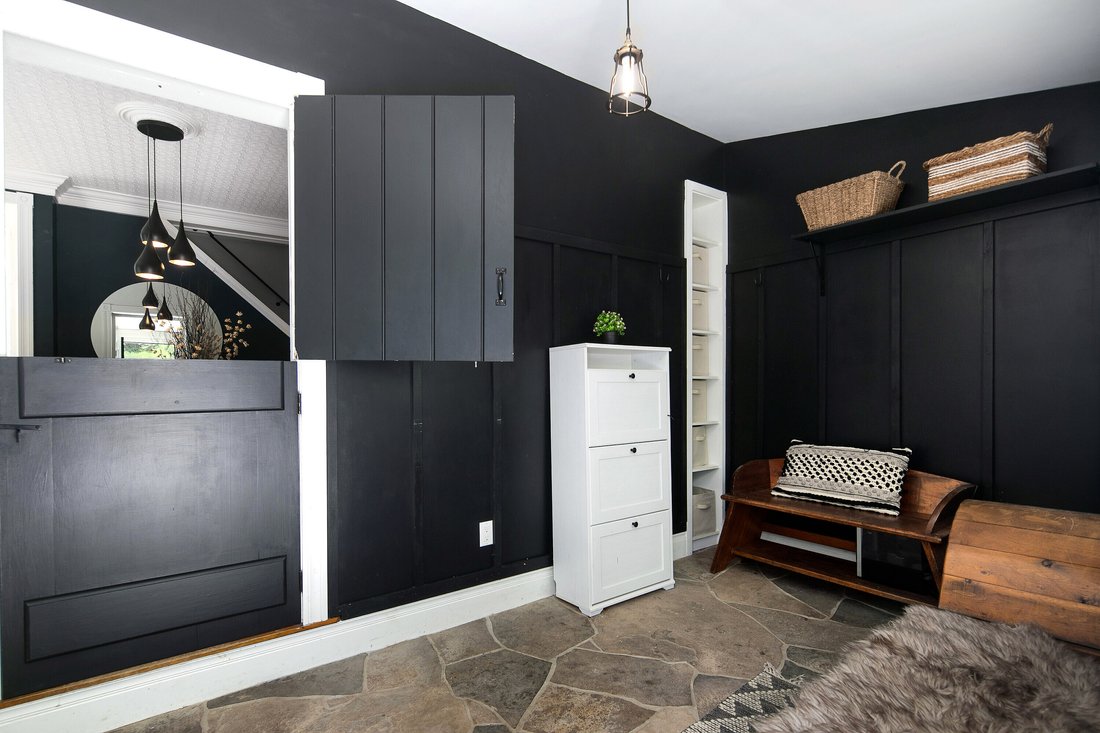 House in Clarksburg, Ontario, Canada 5 - 16029481