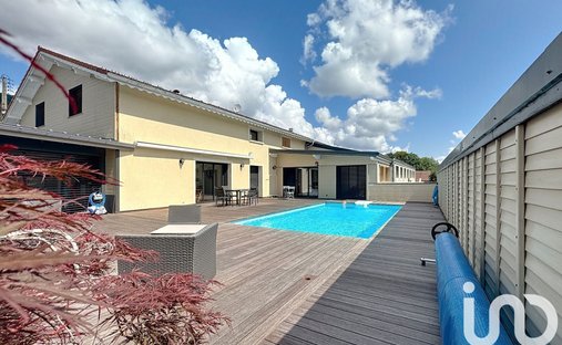 Casa en Saint-Lupicin, Coteaux du Lizon, Francia 1