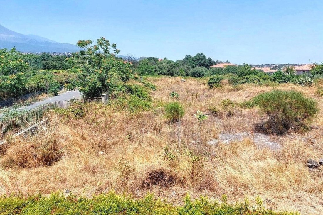 Land in San Giovanni La Punta, Sicily, Italy 5 - 16029263