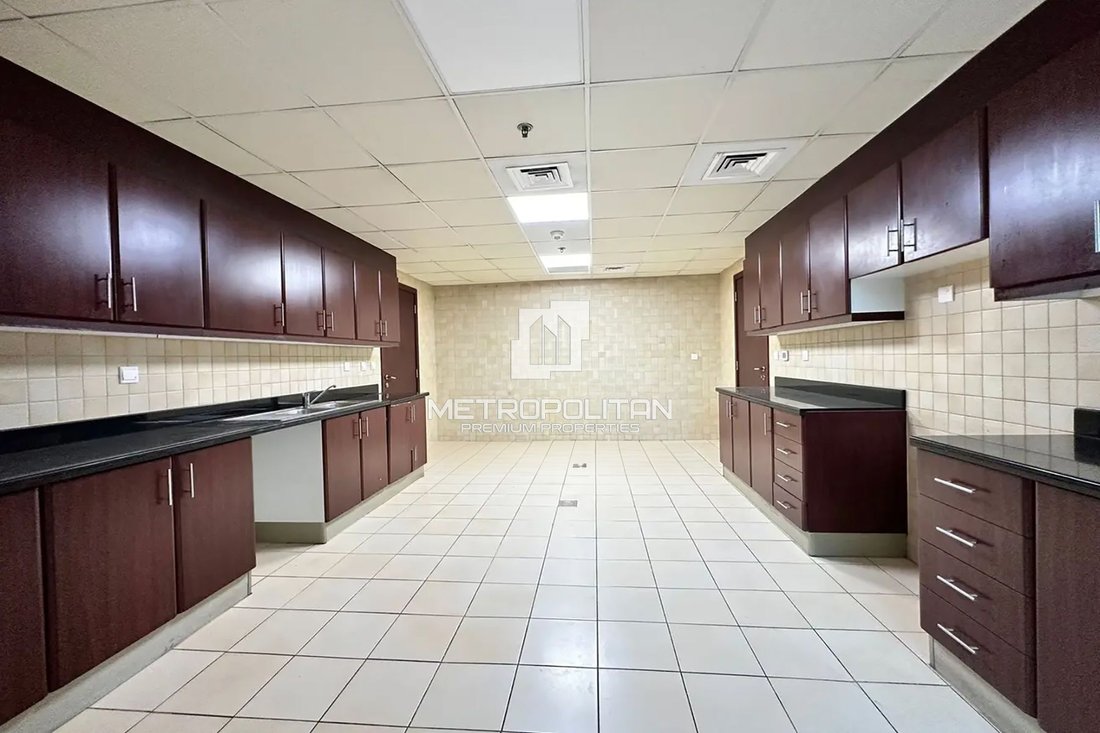 Apartment in Dubai Marina / Marsa Dubai, Dubai, United Arab Emirates 5 - 16027149