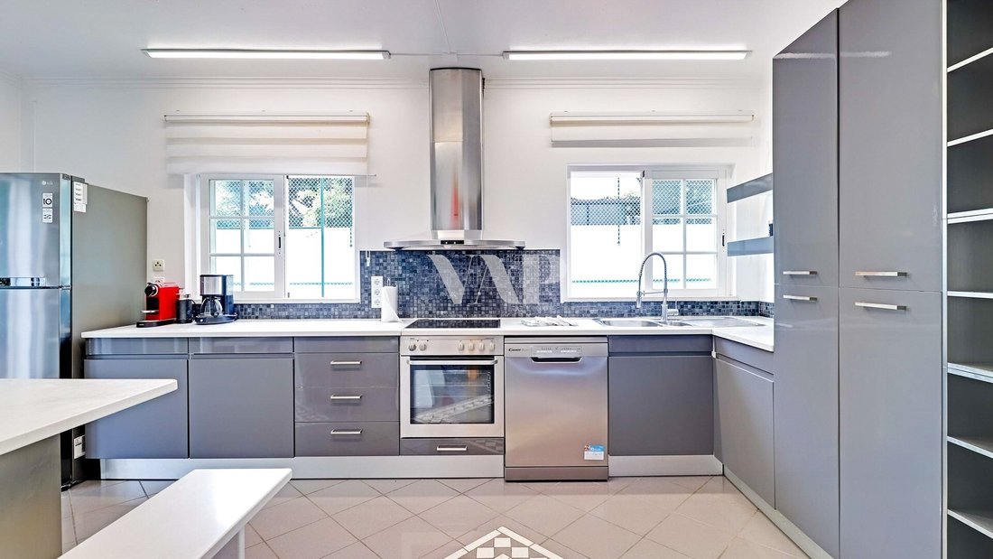 Villa in Quarteira, Algarve, Portugal 4 - 13348275