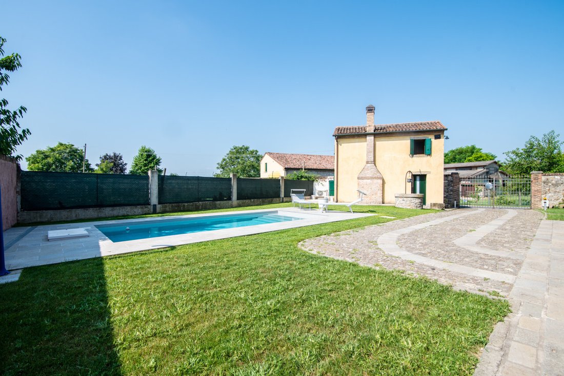 House in Este, Veneto, Italy 2 - 16029238