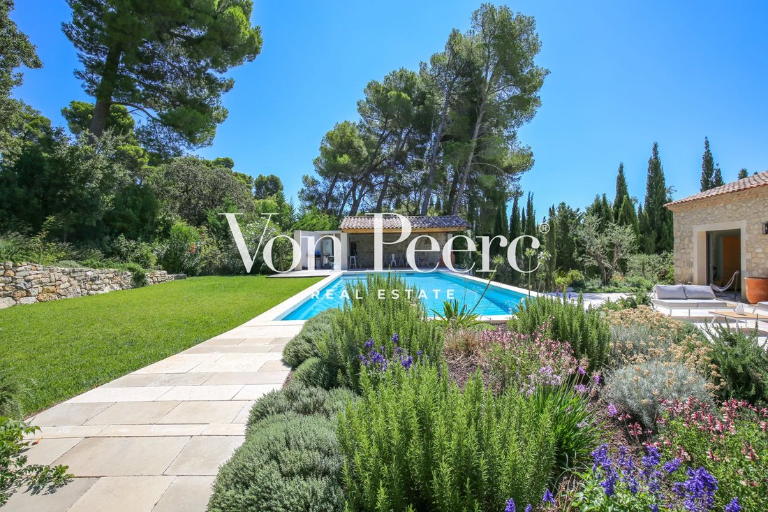 House in Maussane-les-Alpilles, Provence-Alpes-Côte d'Azur, France 3 - 16026612