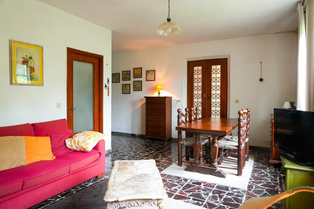Villa in Ronchi, Massa, Italy 3 - 16028354