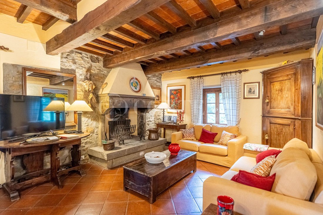 House in Castel Focognano, Tuscany, Italy 2 - 16028175