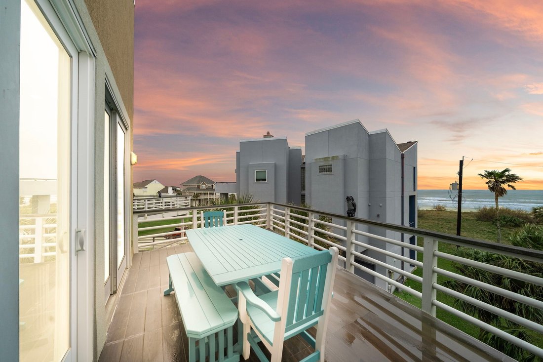House in Galveston, Texas, United States 2 - 16029124