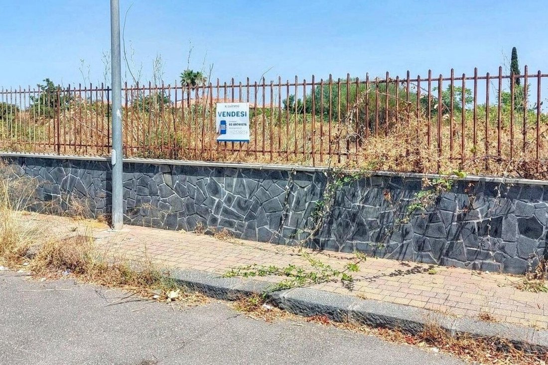 Land in San Giovanni La Punta, Sicily, Italy 2 - 16029263