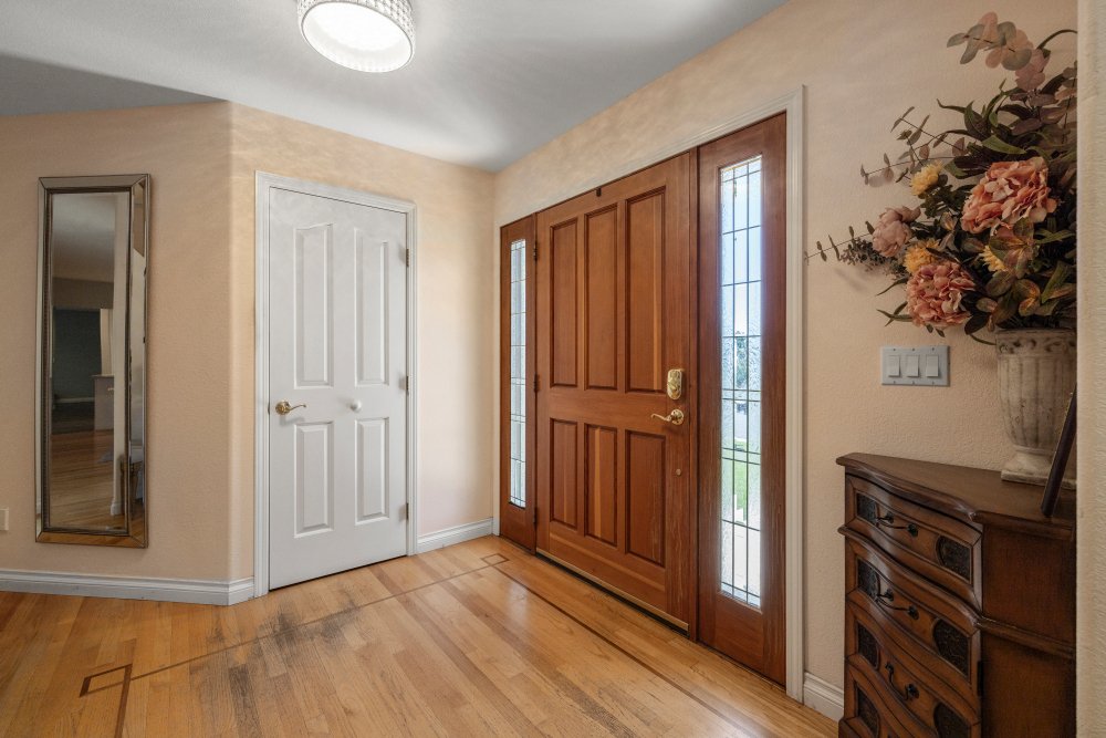 House in Klamath Falls, Oregon, United States 4 - 16027128