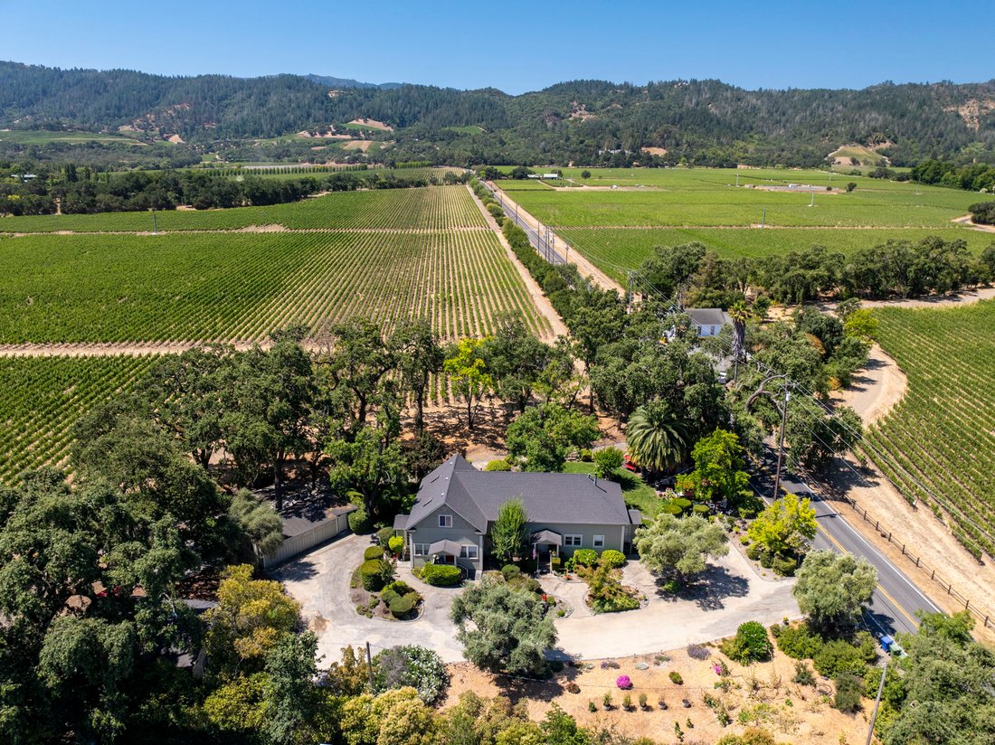 Apartment in Napa, California, United States 1 - 16027524