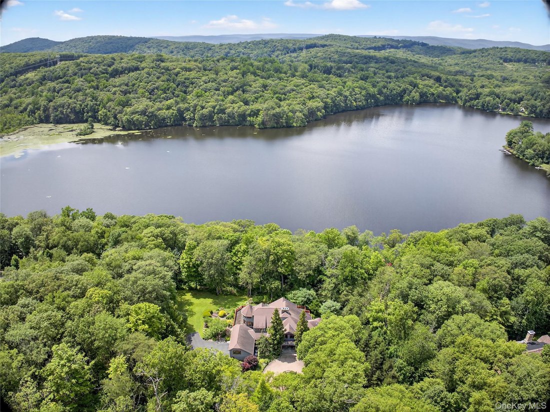 House in Sloatsburg, New York, United States 1 - 16026384