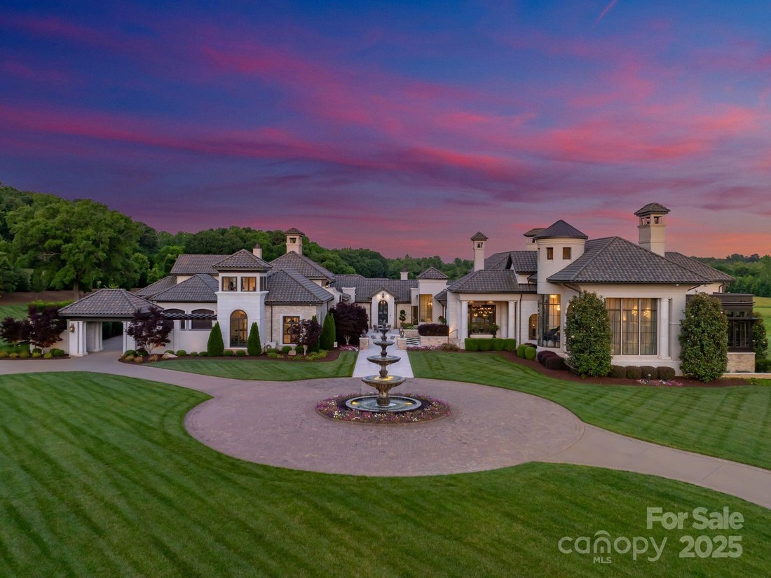 House in Davidson, North Carolina, United States 1 - 16027515