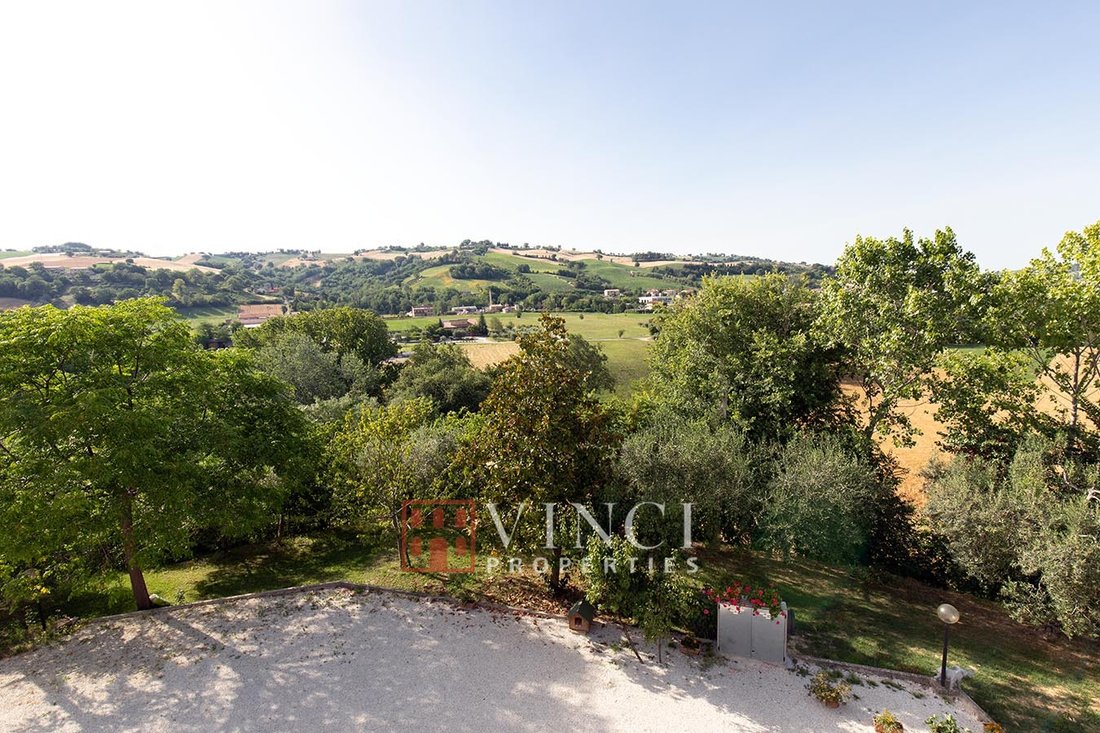Country House in Sant'Angelo in Pontano, Marche, Italy 3 - 16026768