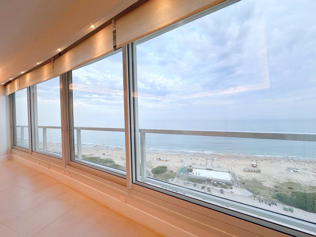 Apartment in Punta del Este, Maldonado Department, Uruguay 4 - 16026694