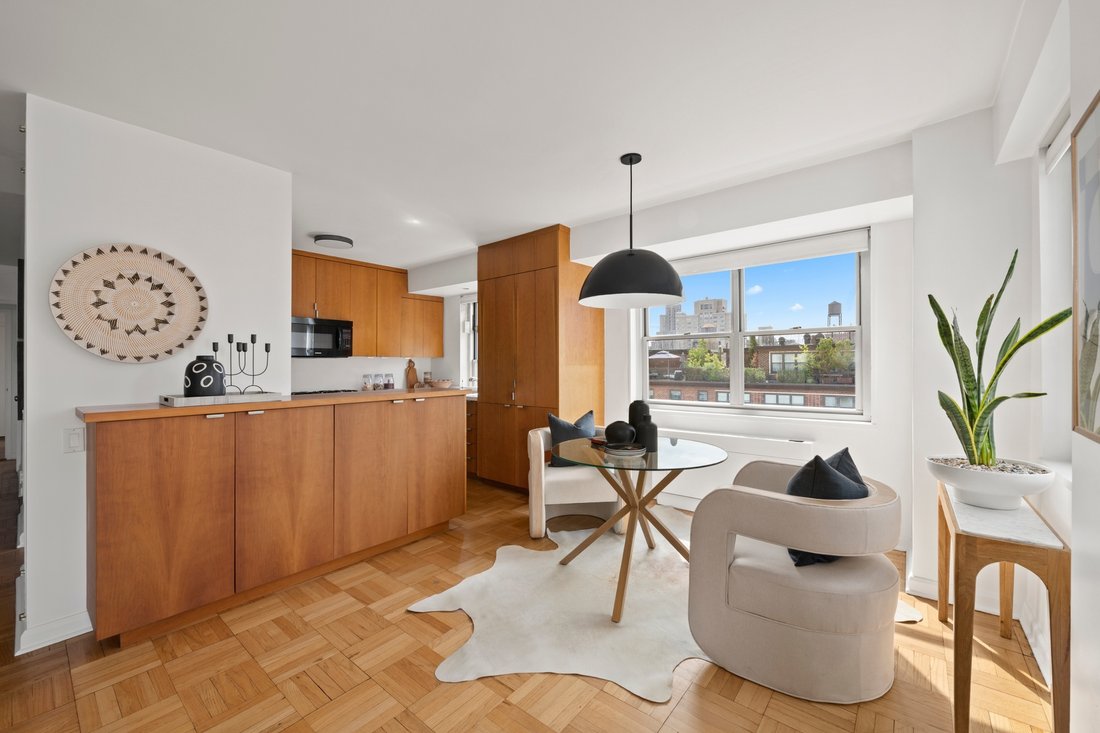 Co Op in New York, New York, United States 4 - 16026671