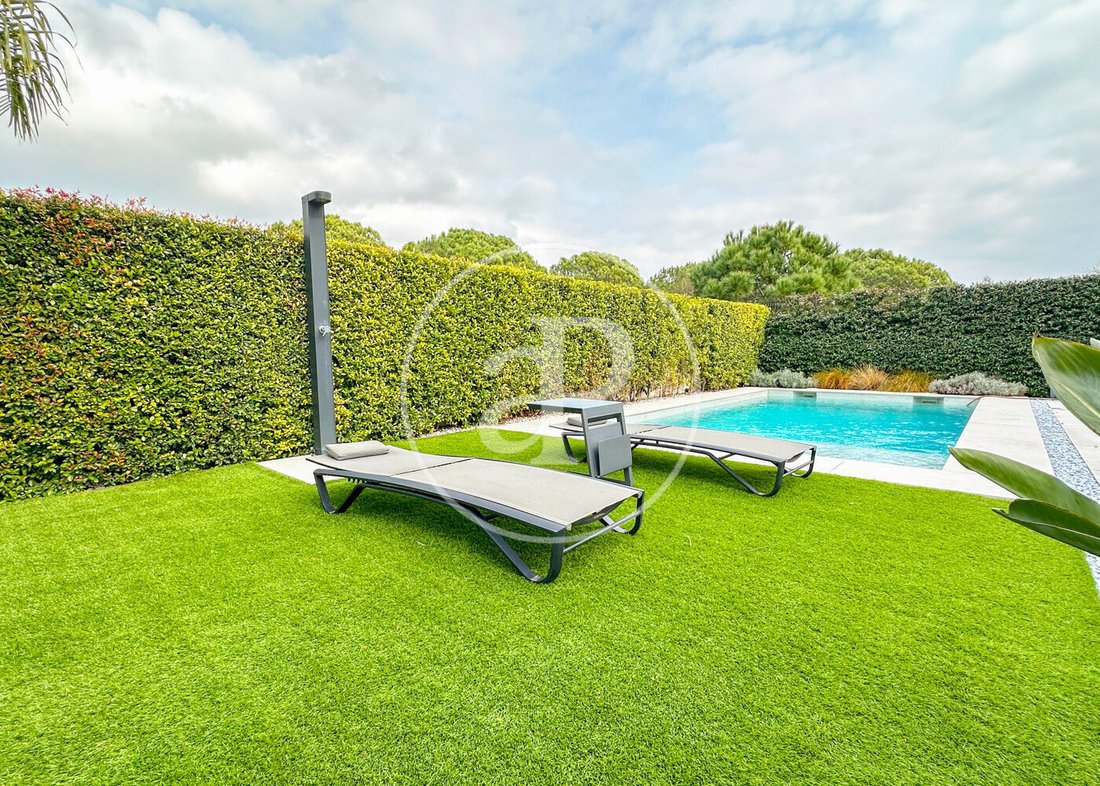 Villa in Montgat, Catalonia, Spain 3 - 16029800