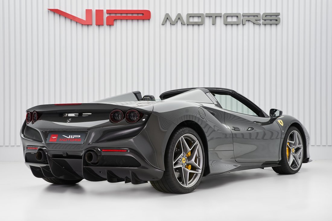 Cabriolet in Dubai, Dubai, United Arab Emirates 4 - 16030923