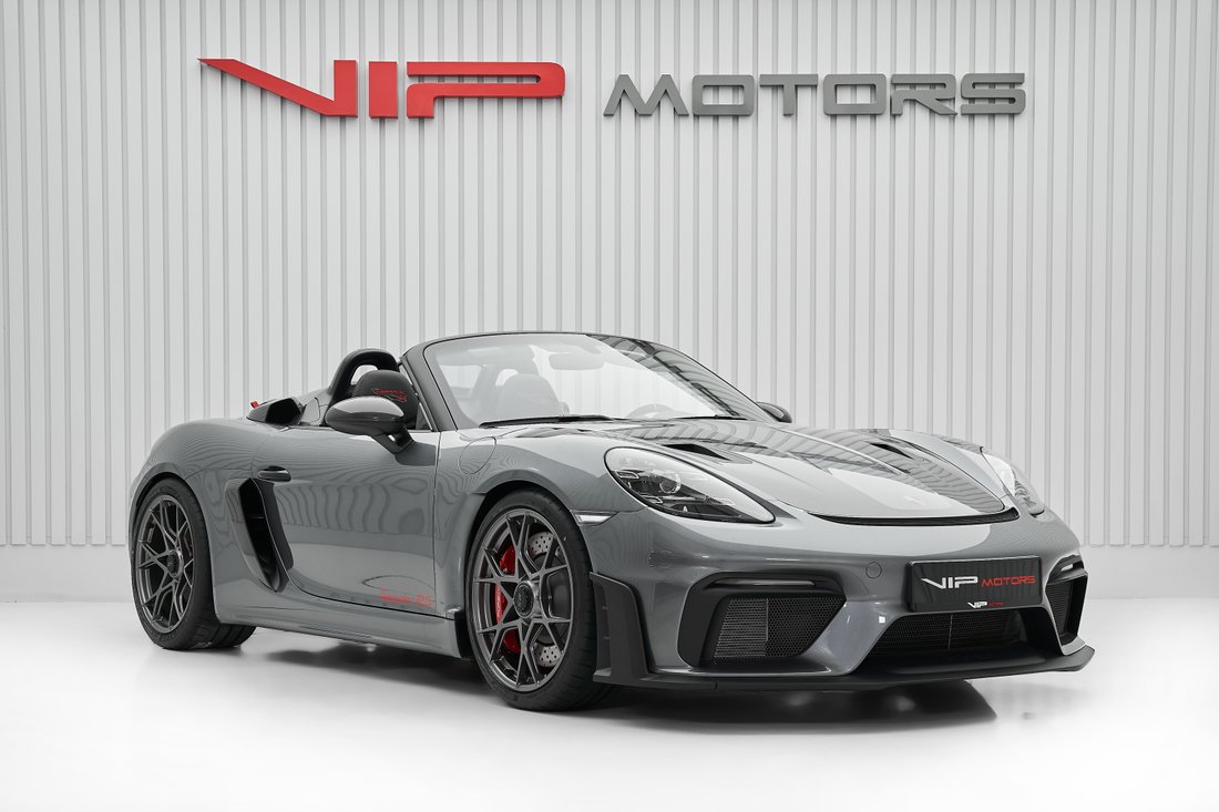 Cabriolet in Dubai, Dubai, United Arab Emirates 1 - 16030969