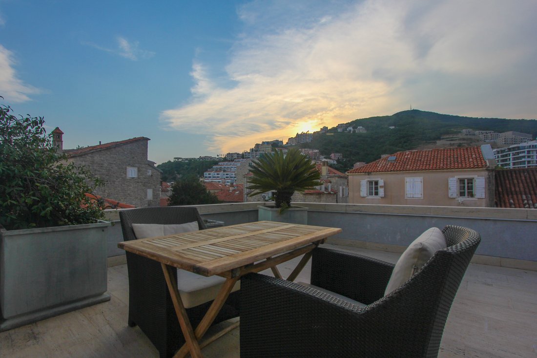 Apartment in Budva, Budva Municipality, Montenegro 1 - 15629312