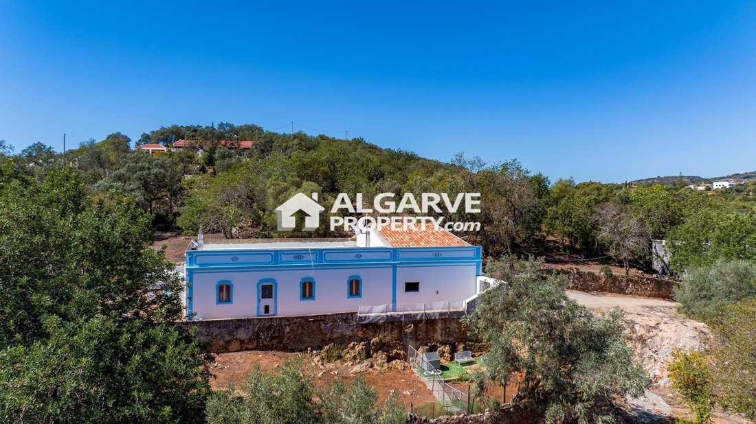 Villa in Santa Barbara de Nexe, Algarve, Portugal 1 - 16030952