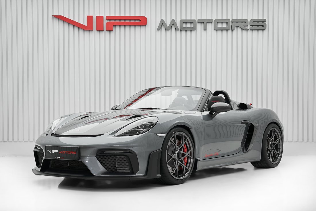 Cabriolet in Dubai, Dubai, United Arab Emirates 3 - 16030969