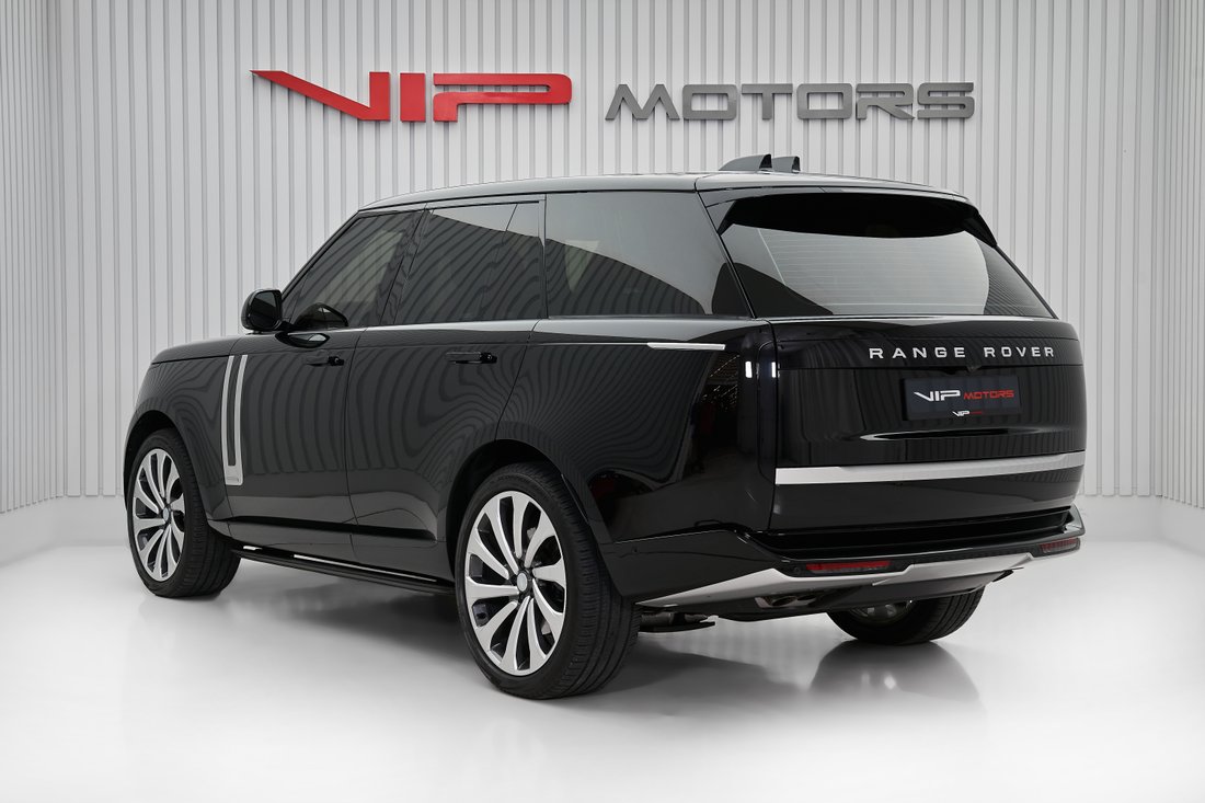 Suv in Dubai, Dubai, United Arab Emirates 4 - 16034962