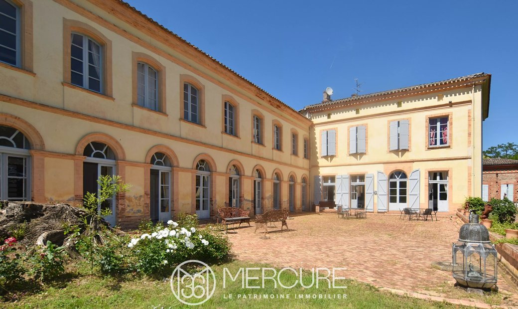 Magnificent 18 Th C Chateau Park & Swimming Pool