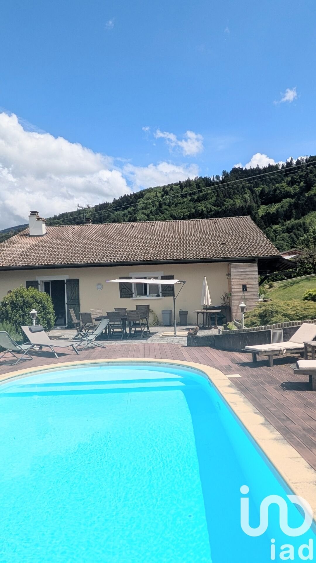 House in Bons-en-Chablais, Auvergne-Rhône-Alpes, France 2 - 15699224