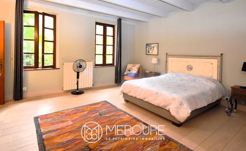 Castle for Sale in Moissac, Occitanie, France