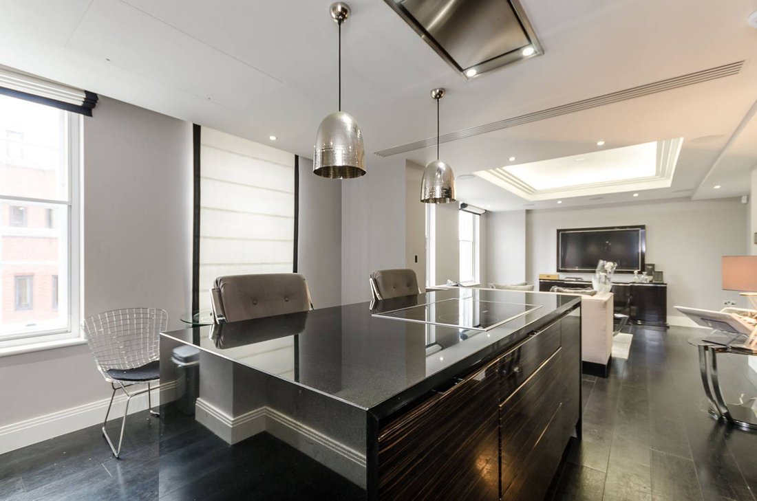 Apartment in Belgravia, Westminster, England 3 - 15601409