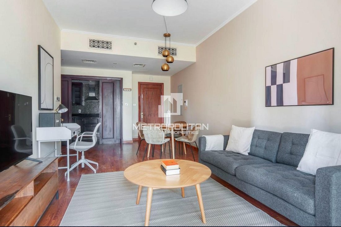 Apartment in Downtown Dubai, Dubai, United Arab Emirates 1 - 16038134
