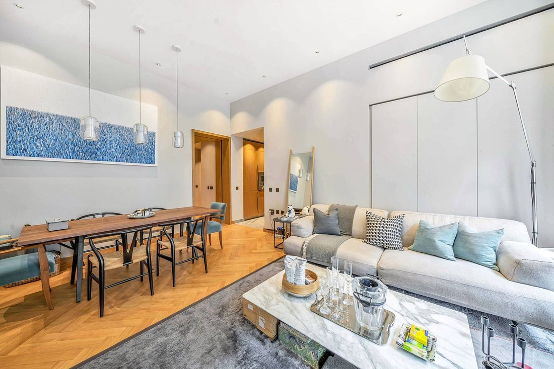 Apartment in Campden Hill, Kensington And Chelsea, England 3 - 15814459